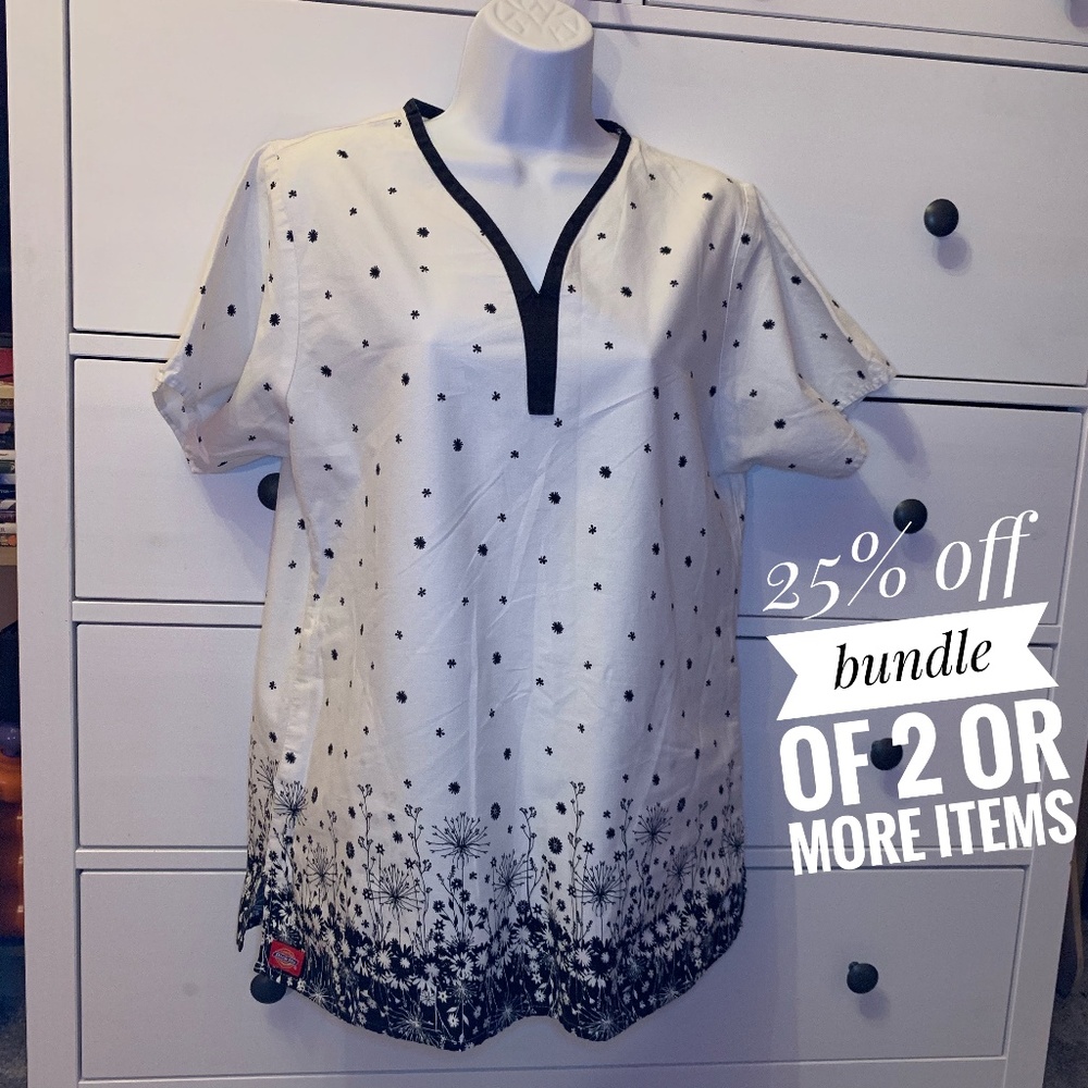 Dickies Scrub Top Black/White Floral
